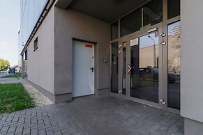 Studio Pradnik Bialy Krakow by Renters