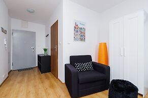 Studio Pradnik Bialy Krakow by Renters