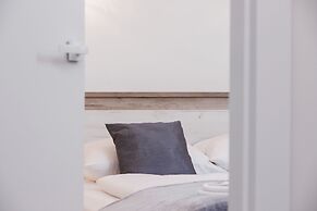 Apartment Plac na Groblach by Renters