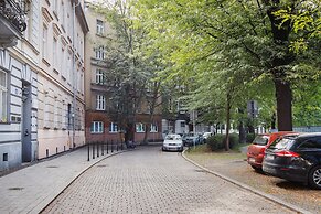 Apartment Plac na Groblach by Renters