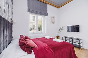 Studio Studencka Krakow by Renters