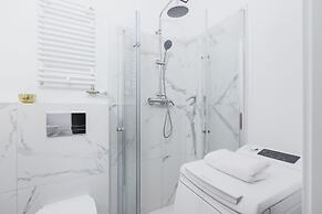 Studio Studencka Krakow by Renters