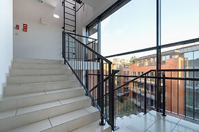 Deluxe Apartment Cracow Szlak by Renters