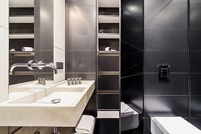 Deluxe Apartment Cracow Szlak by Renters