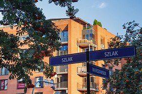 Deluxe Apartment Cracow Szlak by Renters
