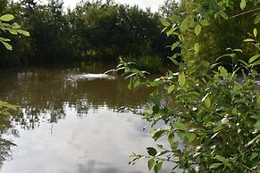 2-bed 18th Century Barn - Sleeps 6 - Pet Friendly