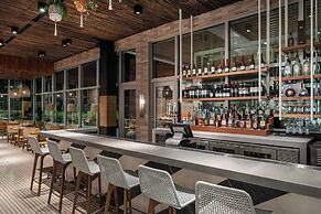 Element Tampa Midtown