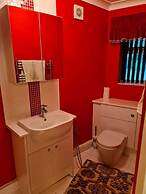 Luxurious, Stunning Detached Bungalow in Derby