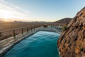 The Elegant Desert Camp