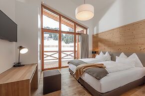 Skylodge Alpine Homes