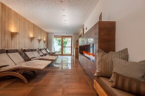 Skylodge Alpine Homes