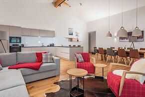 Skylodge Alpine Homes