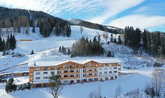 Skylodge Alpine Homes