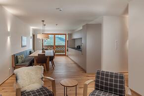 Skylodge Alpine Homes