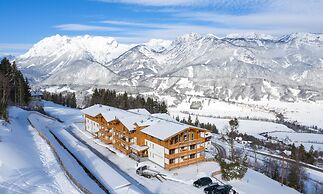 Skylodge Alpine Homes