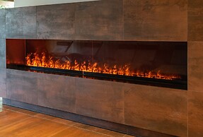 Skylodge Alpine Homes