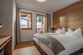 Skylodge Alpine Homes