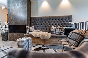 Skylodge Alpine Homes