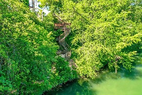 Seele Street River B11 2 Bedroom Condo by RedAwning