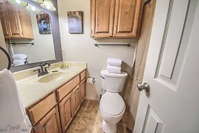 Seele Street River B11 2 Bedroom Condo by RedAwning