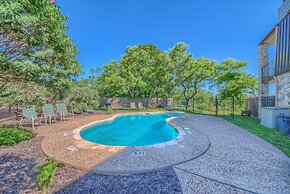 Seele Street River B11 2 Bedroom Condo by RedAwning