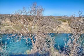 Seele Street River B11 2 Bedroom Condo by RedAwning