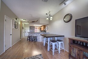 Seele Street River B11 2 Bedroom Condo by RedAwning