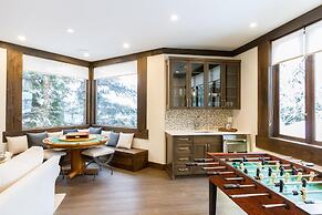 3354 Peak Drive