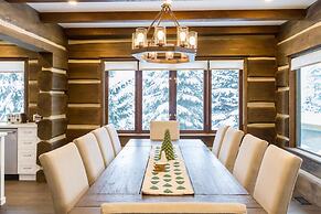 3354 Peak Drive
