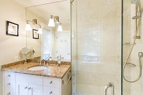 Spacious Town Home With Private Hot Tub