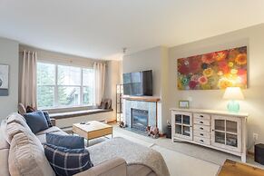 Bright & Spacious 2 Bedroom Situated in Blueberry Hills