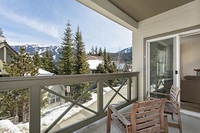 Bright & Spacious 2 Bedroom Situated in Blueberry Hills