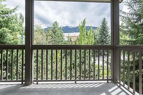 Bright and Clean, Walk Everywhere, Shared Pool and Hot Tub