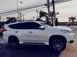 Dmk Don Mueang Airport Guest House Meet-greet Service