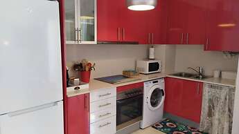 New and Beautiful Apartment in a Quiet Area Very Close to the Beach