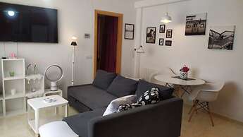 New and Beautiful Apartment in a Quiet Area Very Close to the Beach