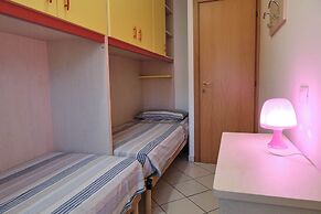 Homely Flat With Pool-beahost