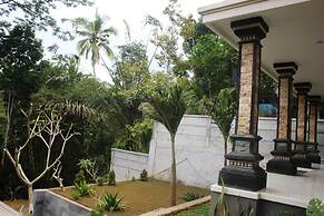 Pondok Yana Villa