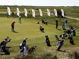 6 Person Holiday Home on a Holiday Park in Romo