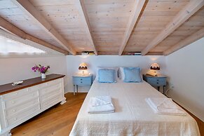 Lakka Seaview Apartments by Konnect