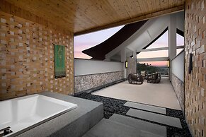 Wyndham Xinyi Lotus Lake