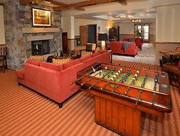 Beaver Creek Landing A404 3 Bedroom Condo by RedAwning