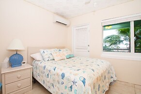 Tropic Terrace #41 - Beachfront Rental 2 Bedroom Apts by Redawning