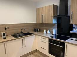 Impeccable 2-bed Apartment in Birmingham