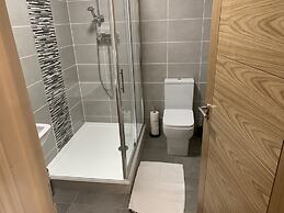 Impeccable 2-bed Apartment in Birmingham