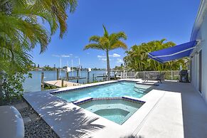 Water Lover's Paradise - Weekly Rental 2 Bedroom Home by RedAwning