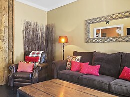 Brekke's Basecamp 3 Bedroom Home by RedAwning