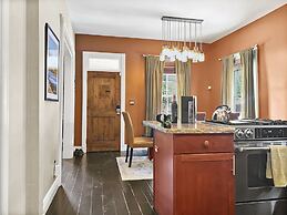 Brekke's Basecamp 3 Bedroom Home by RedAwning