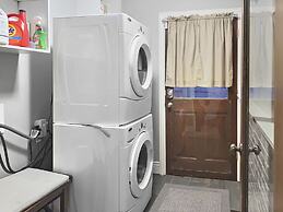 Brekke's Basecamp 3 Bedroom Home by RedAwning