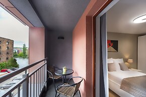 Waterlane Island Old Town by Renters